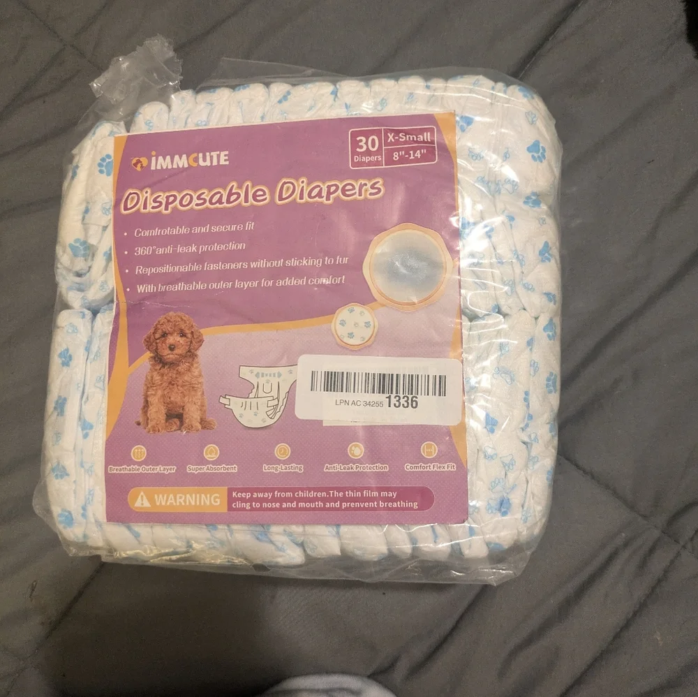 iMMCute Disposable Diapers - White and Blue